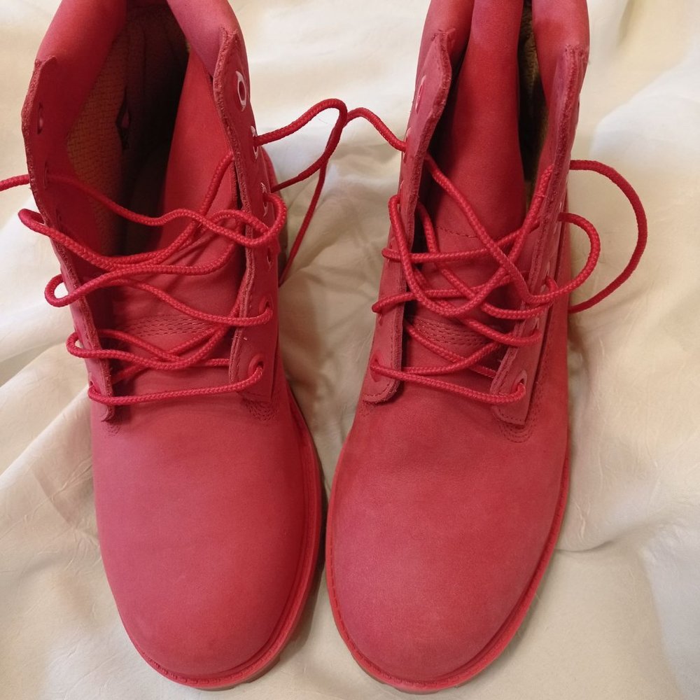 Coral Timberland Premium Women's Waterproof New Buck Leather Boots US size 6.5